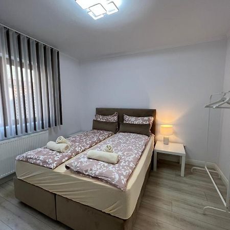 Complex Rezidential Ana Apartment Caransebeş Exterior foto