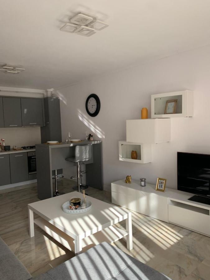 Complex Rezidential Ana Apartment Caransebeş Exterior foto