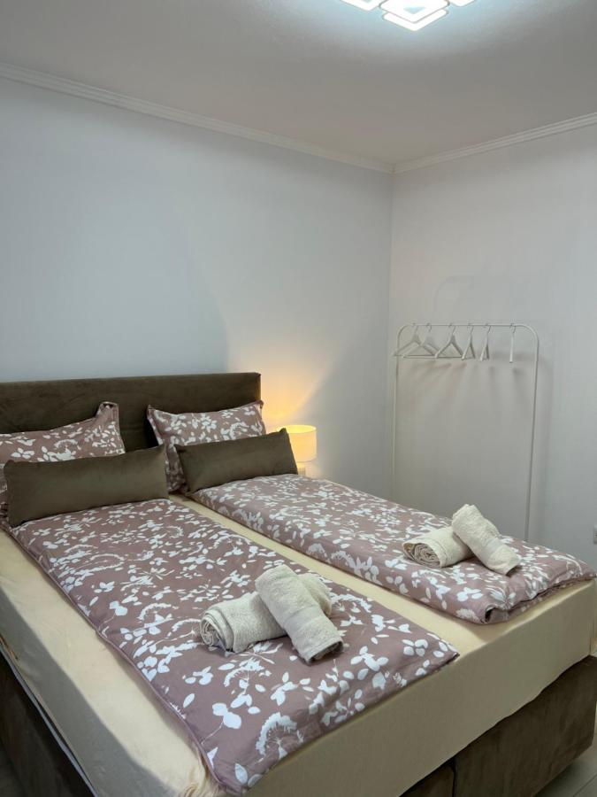 Complex Rezidential Ana Apartment Caransebeş Exterior foto